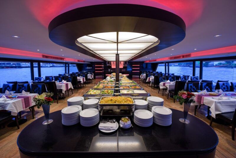bangkok-river-dinner-cruise-on-the-chao-phraya-princess
