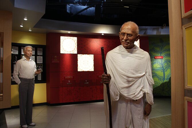 Bangkok Sea Life + Madame Tussauds Entrance Tickets - The Sum Up