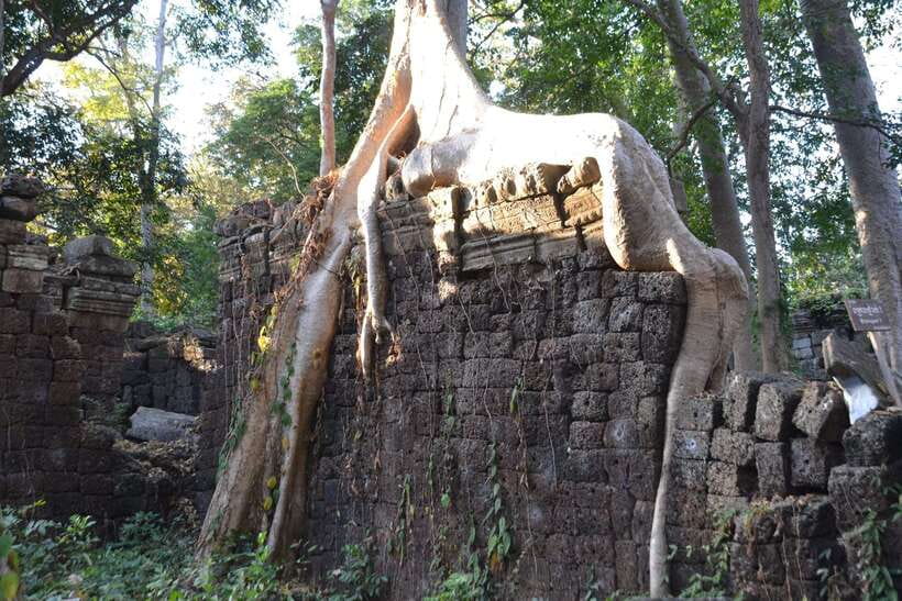 banteay-chhmar-temple-silk-farm-day-trip-from-siem-reap