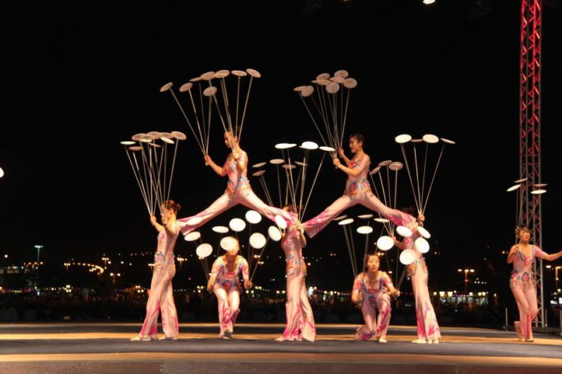 beijing-night-tour-of-acrobatics-show-including-transfer
