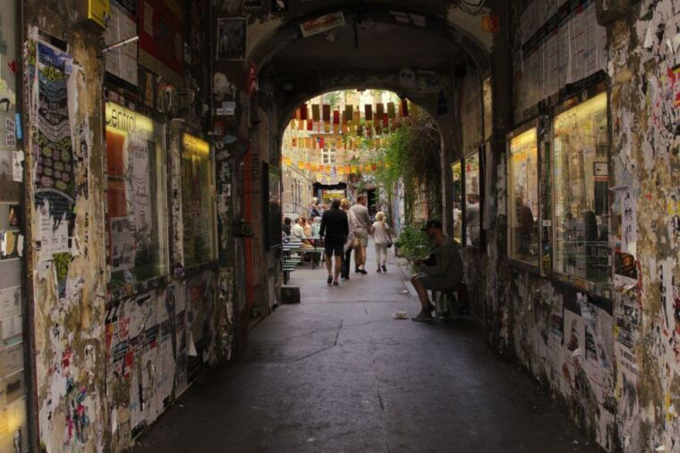 berlin-alternative-walking-tour-mitte-kreuzberg