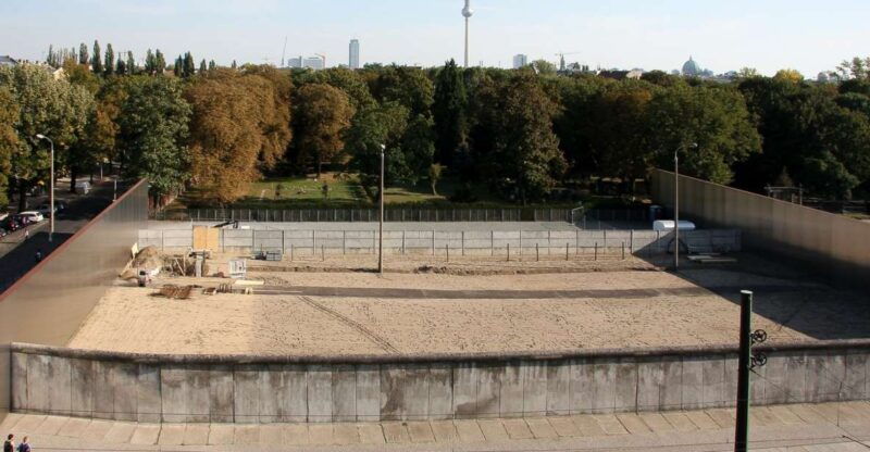 berlin-berlin-wall-and-the-cold-war-walking-tour