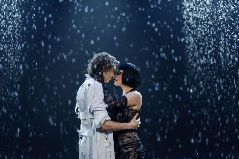 berlin-falling-in-love-grand-show-friedrichstadt-palast