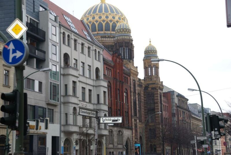 berlin-hackesche-hofe-courtyards-walking-tour