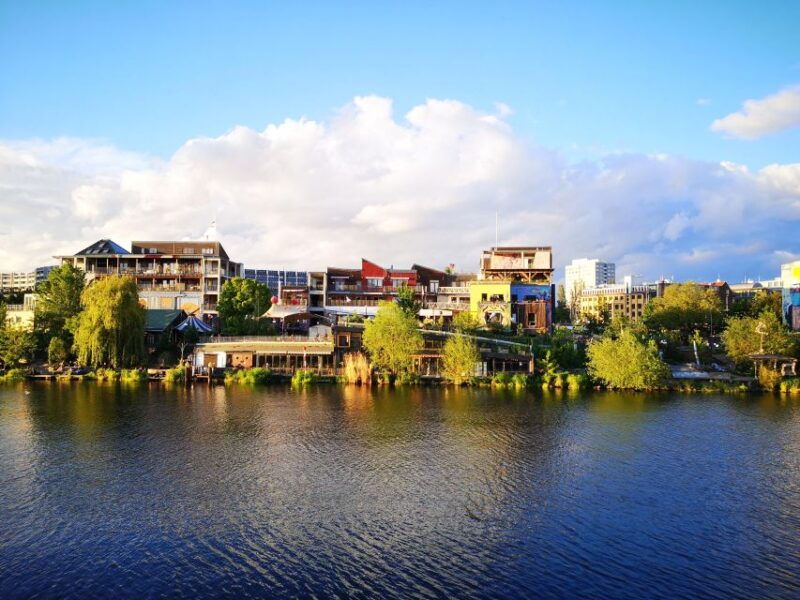 berlin-history-and-alternative-tracks-with-local-guide