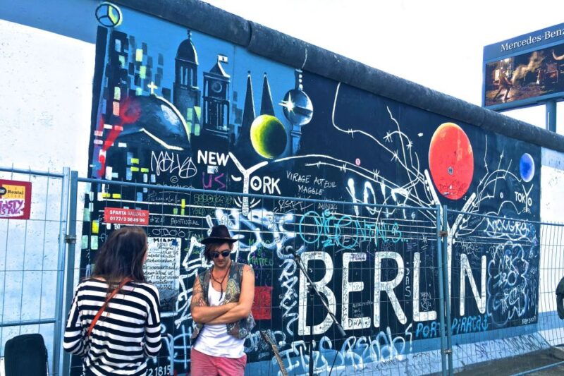 berlin-private-street-art-walking-tour-private-tour
