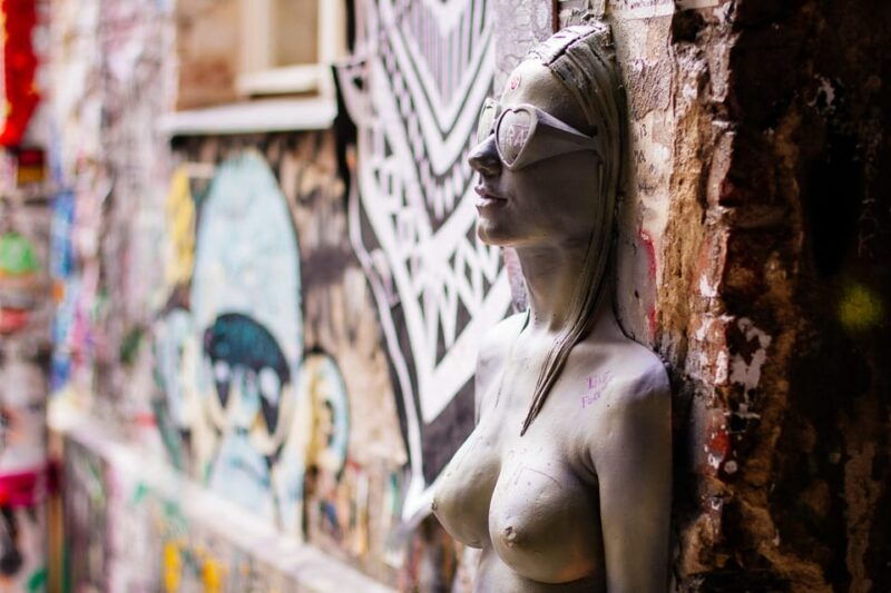 berlins-alternative-side-the-urban-jungle-tour