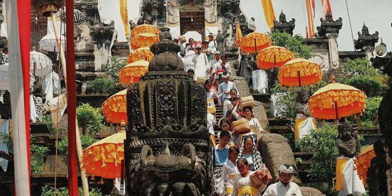 besakih-temple-penglipuran-semarapura-palace-private-day