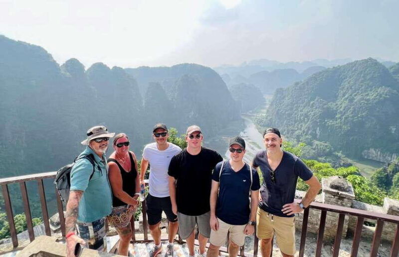 best-ninh-binh-day-tour-tam-coc-hoa-lu-lunch-cycling