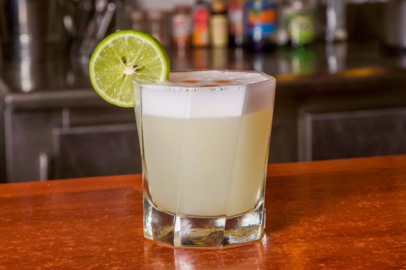 best-of-cusco-night-tour-pisco-sour-lessons-and-dinner