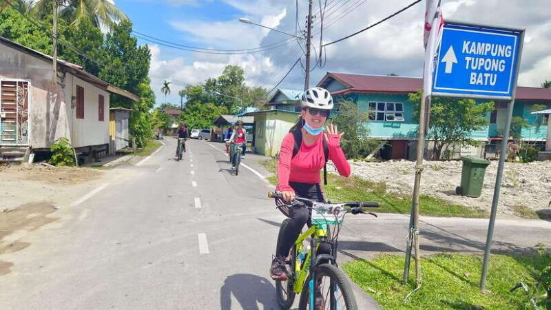 best-of-kuching-heritage-kampong-bike-tour
