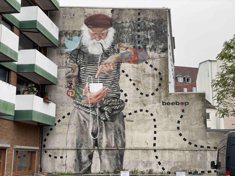 bike-tour-through-hamburgs-trendiest-neighborhoods