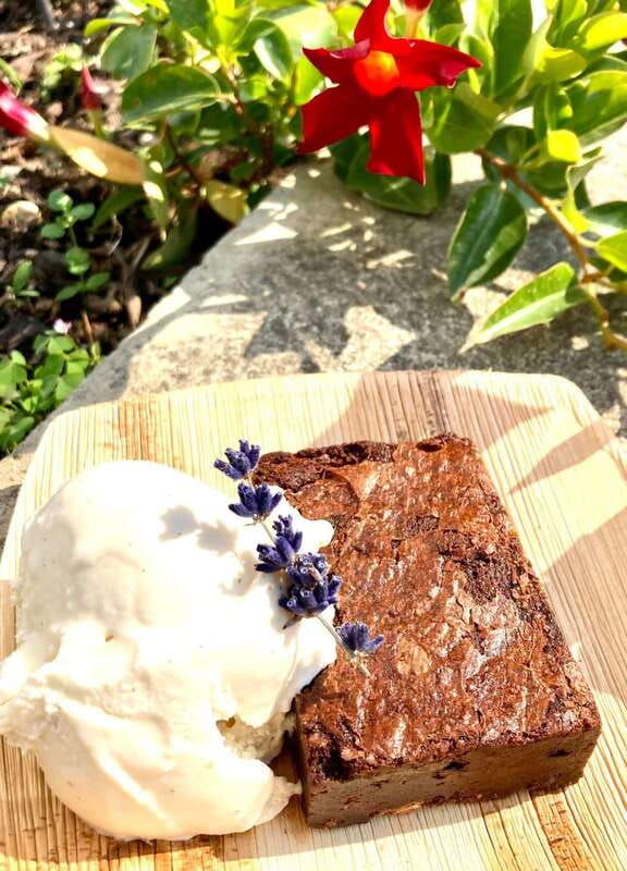 blossoms-bites-springtime-meadery-luncheon-for-two-kelowna