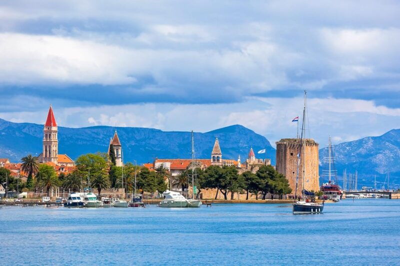 blue-lagoon-trogir-private-half-day-speedboat-tour