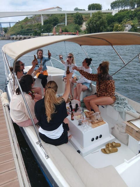 boat-tour-6-bridges-douro-with-port-wine-tasting