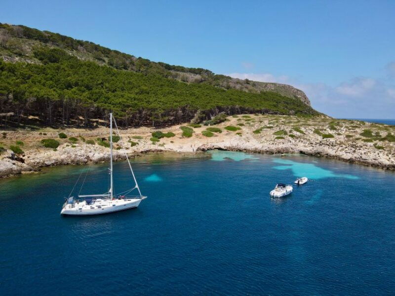 boat-tour-of-favignana-and-levanzo-from-trapani