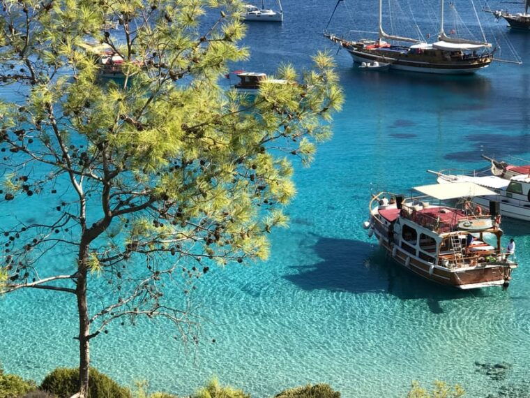 bodrum-boat-tour-for-mein-schiff-cruise-passengers