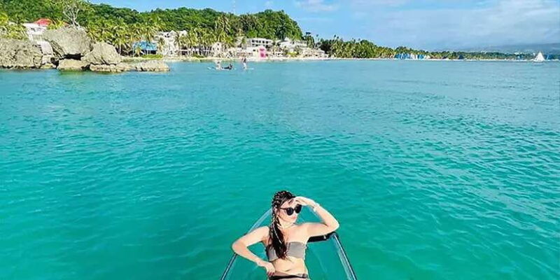 boracay-crystal-kayak-photo-op-experience
