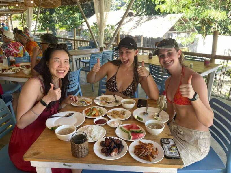 boracay-group-island-hopping-w-lunch-and-crystal