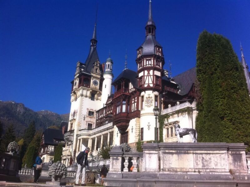 brasov-peles-castle-bran-castle-rasnov-fortress-day-tour