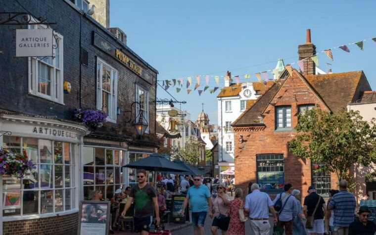 brighton-city-walking-tour-exploration-game