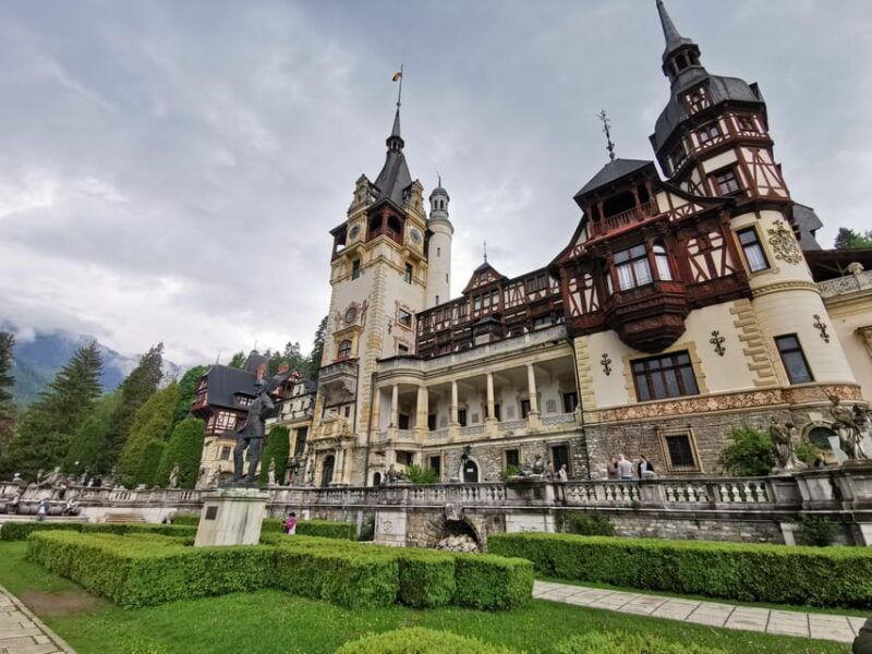 bucharest-peles-castle-half-day-private-tour