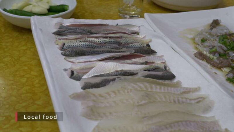 busan-food-market-tour-smash-seafoods-and-street-foods