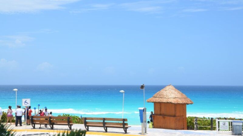 cancun-hop-on-hop-off-tour-hard-rock-beach-club-ticket