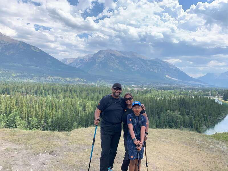 canmore-lost-towns-and-untold-stories-hiking-tour-3hrs