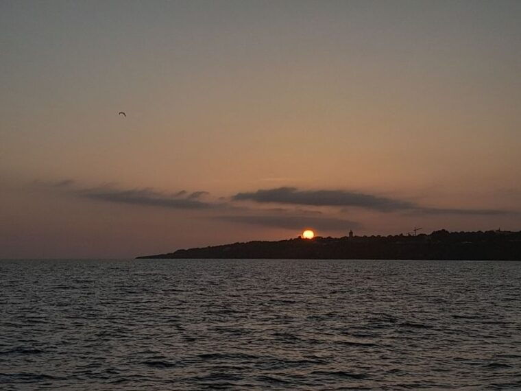 cascais-sunset-boat-trip-with-welcome-drinks