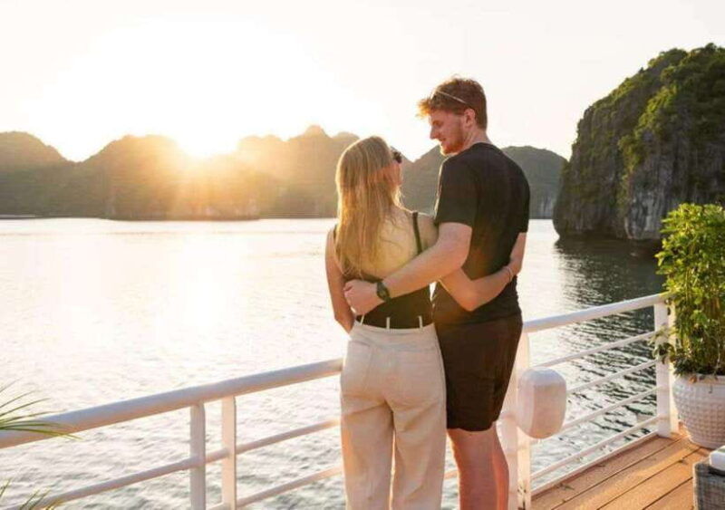 cat-ba-2-days-trip-luxury-cruise-national-park-beach
