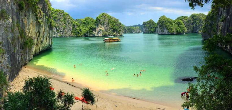 cat-ba-lan-ha-bay-less-touristy-cruise-and-kayak-with-lunch