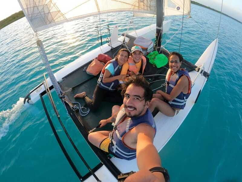 catamaran-through-the-bacalar-lagoon-and-make-new-friends
