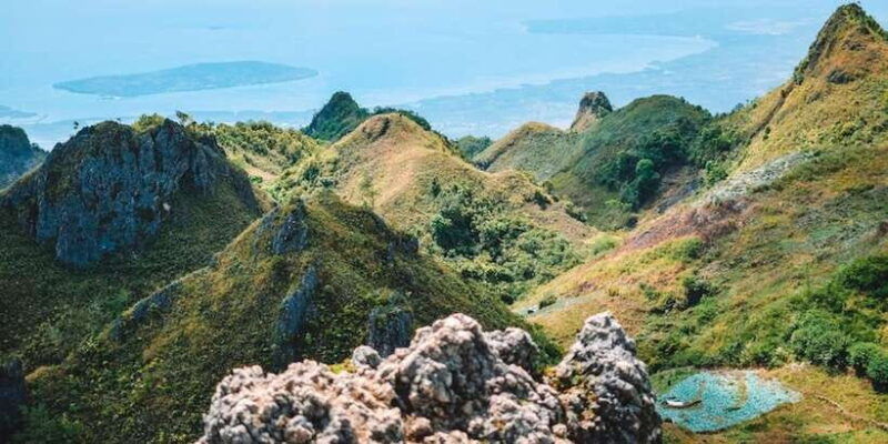 cebu-osmena-peak-and-kawasan-falls-canyoneering-day-trip