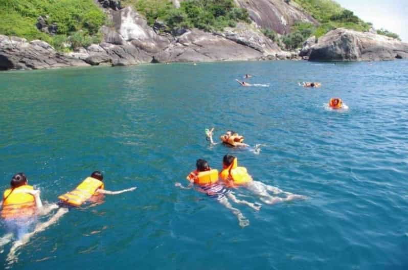 cham-islands-snorkeling-tour-by-speedboat-hoi-an-da-nang