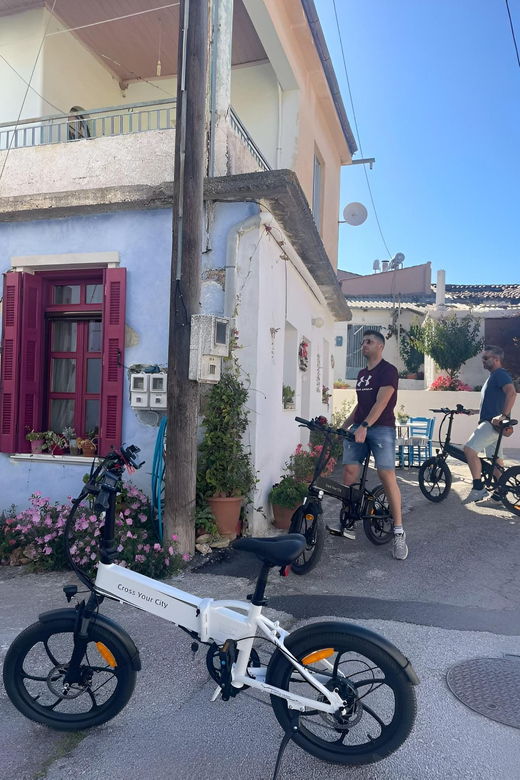 chania-ebike-eco-long-tour-traditional-snack