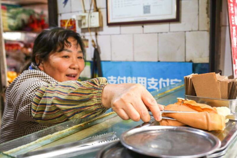 chengdu-hidden-dishes-and-beers-unesco-food-evening-tour
