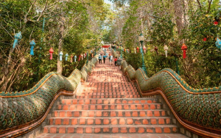 chiang-mai-doi-suthep-temple-and-waterfall-by-songtaew-trio