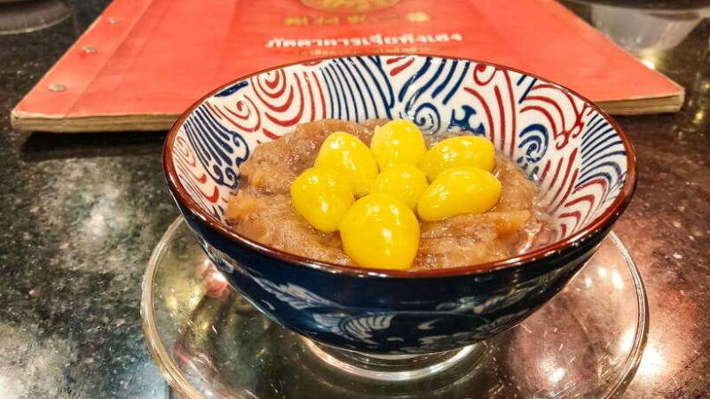 chiang-mai-guided-michelin-street-food-tour-small-group