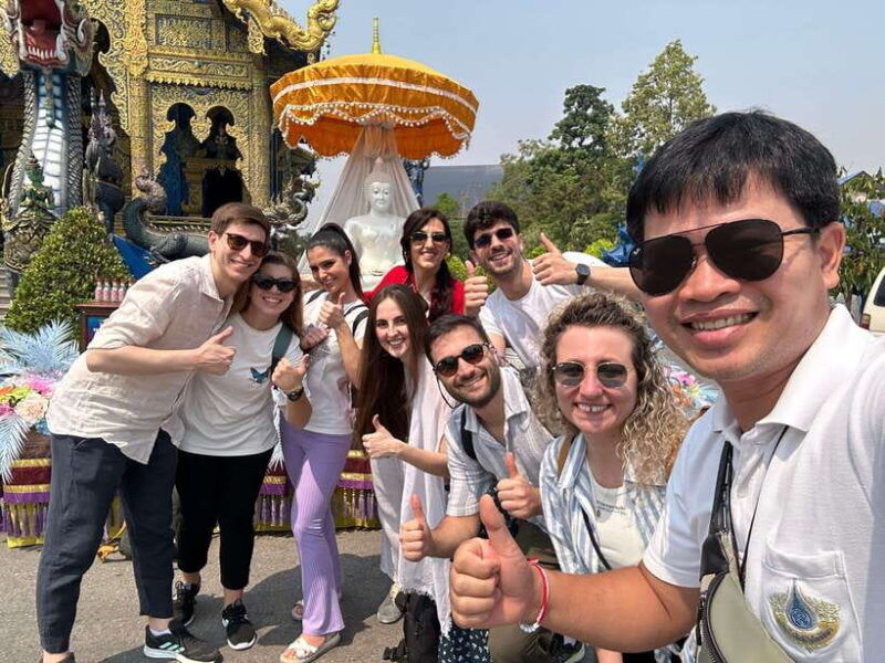chiang-rai-all-popular-places-boat-trip-to-laos