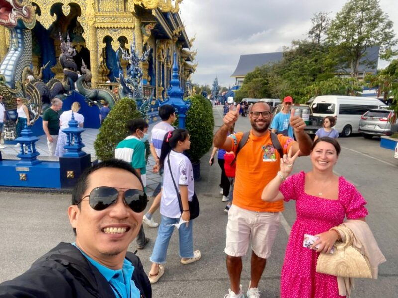 chiang-rai-popular-sightseeing-tour-7-places-buffet-lunch