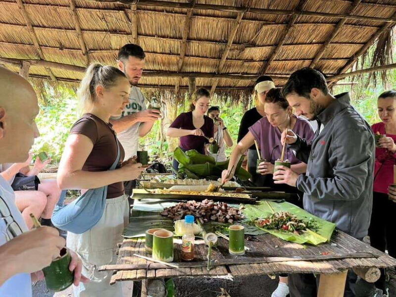 chiangrai-group-trekking-with-bamboo-cooking