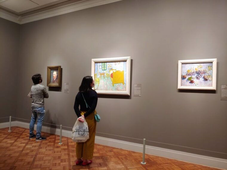 chicago-art-institute-skip-the-line-tour-with-guide