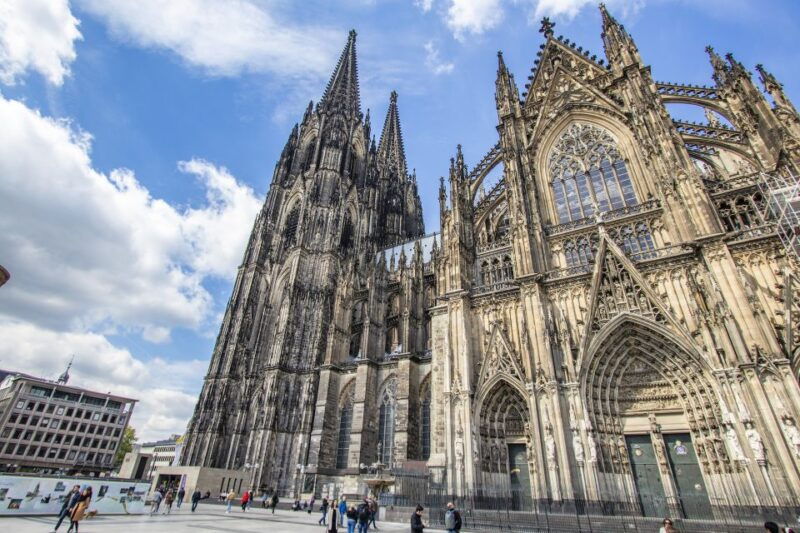 cologne-express-walk-with-a-local-in-60-minutes