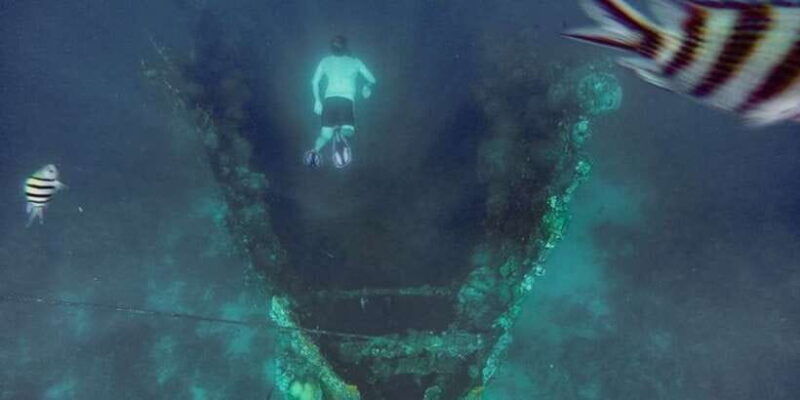 coron-barracuda-lake-skeleton-wreck-twin-lagoon-boat-tour