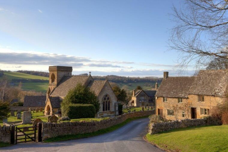cotswolds-full-day-private-walking-tour-with-local-guide