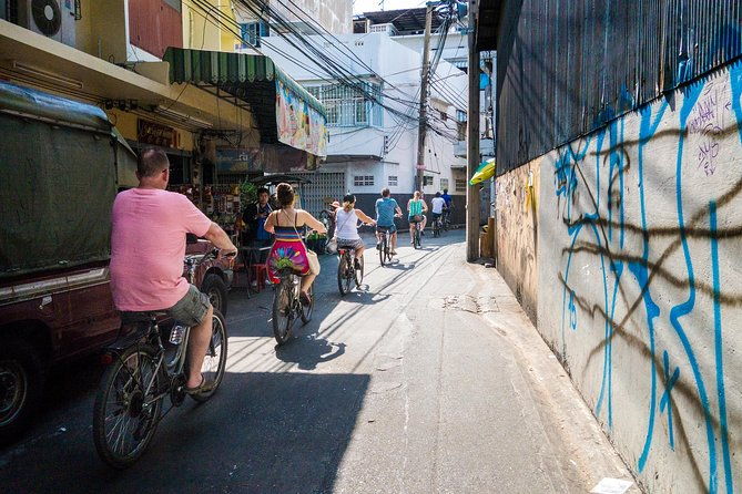 Countryside Bangkok and a Local Floating Market Tour by Bicycle Including Lunch - FAQs