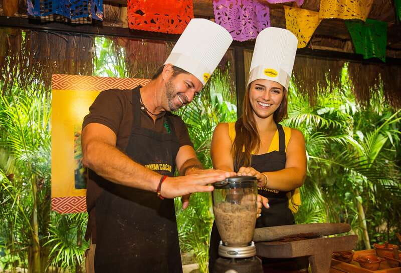 cozumel-chocolate-margarita-workshop-with-mayan-recipe