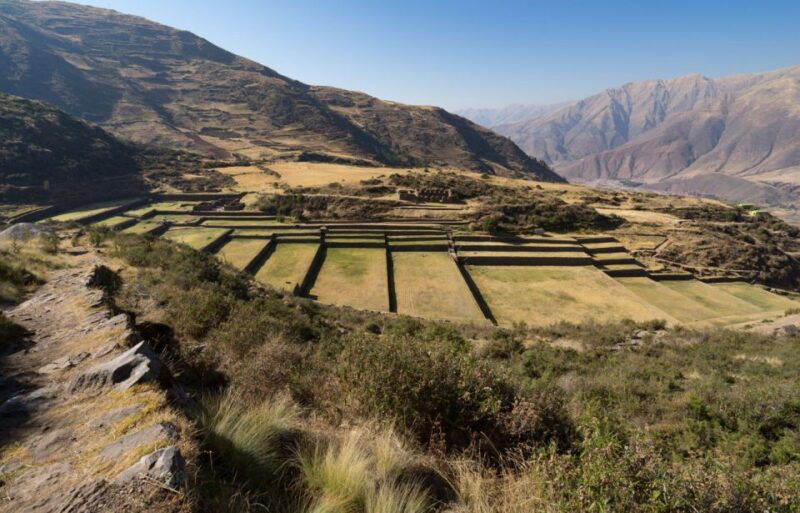 cusco-south-valley-tour-tipon-pikillacta-andahuaylillas