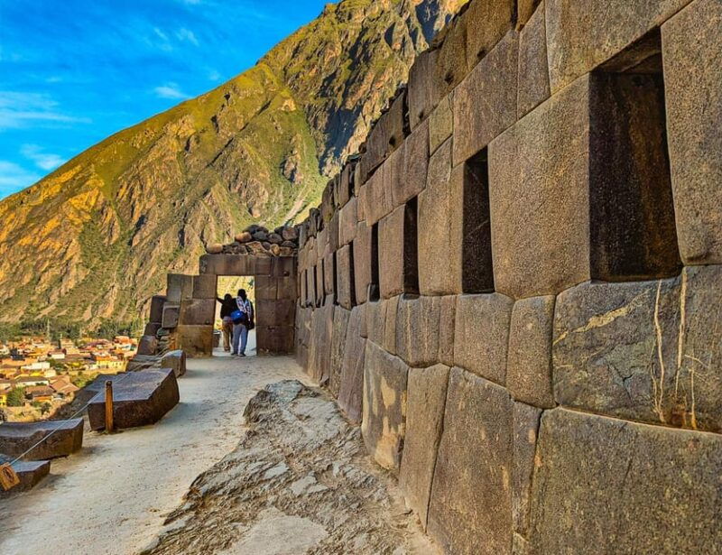 cuscosacred-valley-pisaqollantaytambochinchero-with-lunch